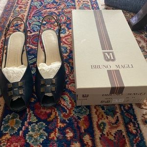 Bruno Magli navy heels